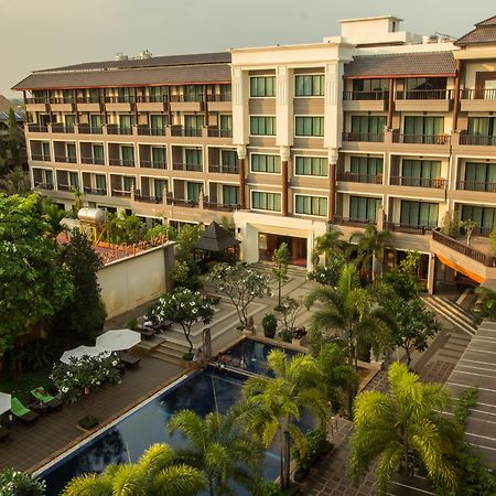 Royal Empire Premium Hotel Siem Reap Dış mekan fotoğraf