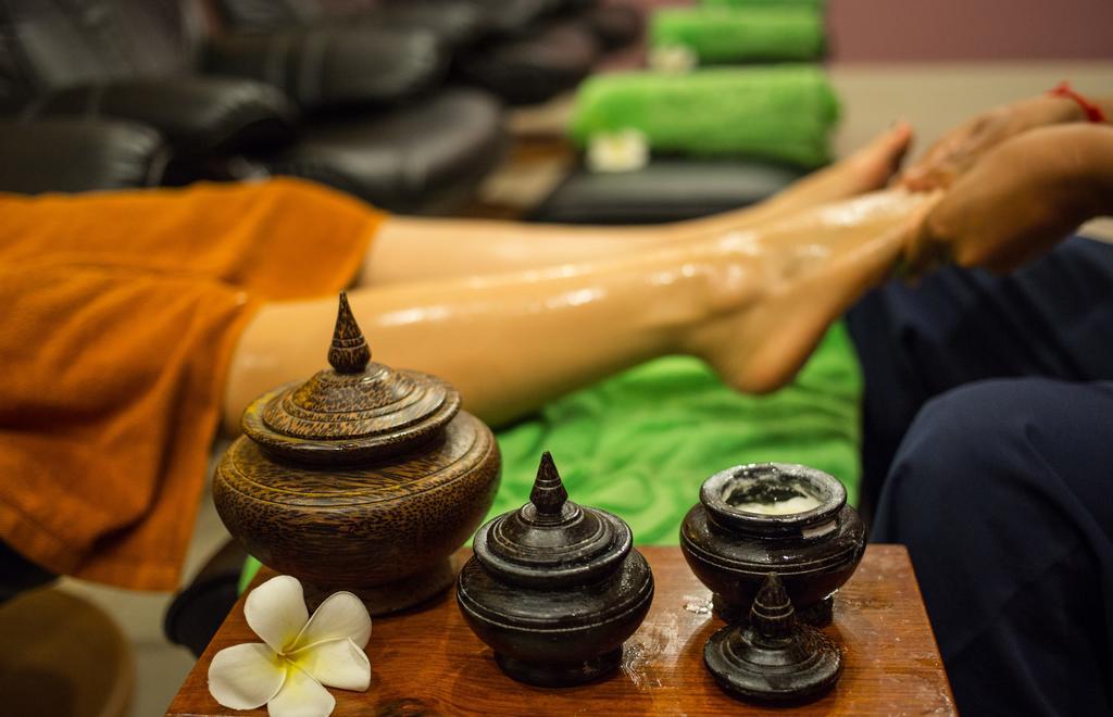 Royal Empire Premium Hotel Siem Reap Dış mekan fotoğraf