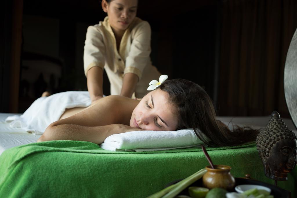 Royal Empire Premium Hotel Siem Reap Dış mekan fotoğraf