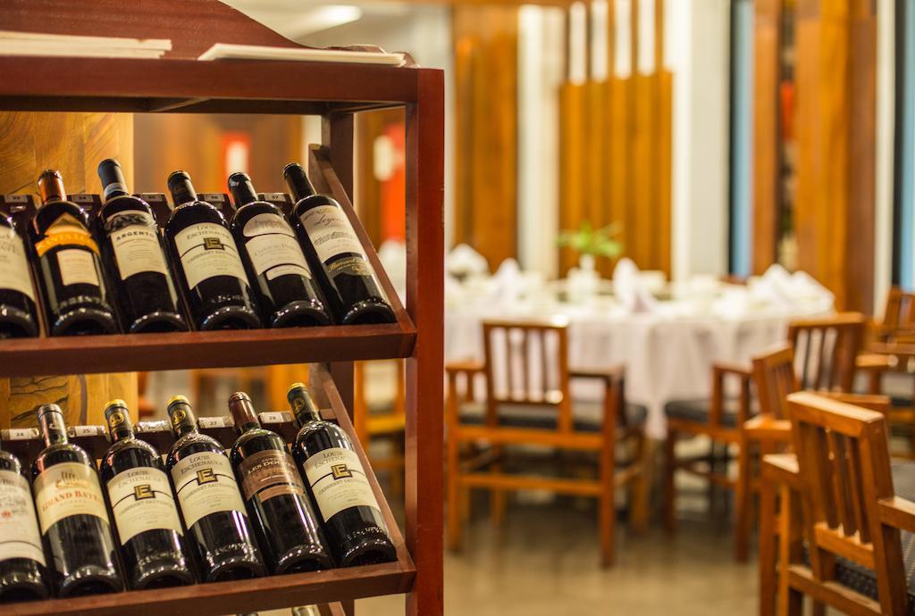 Royal Empire Premium Hotel Siem Reap Dış mekan fotoğraf
