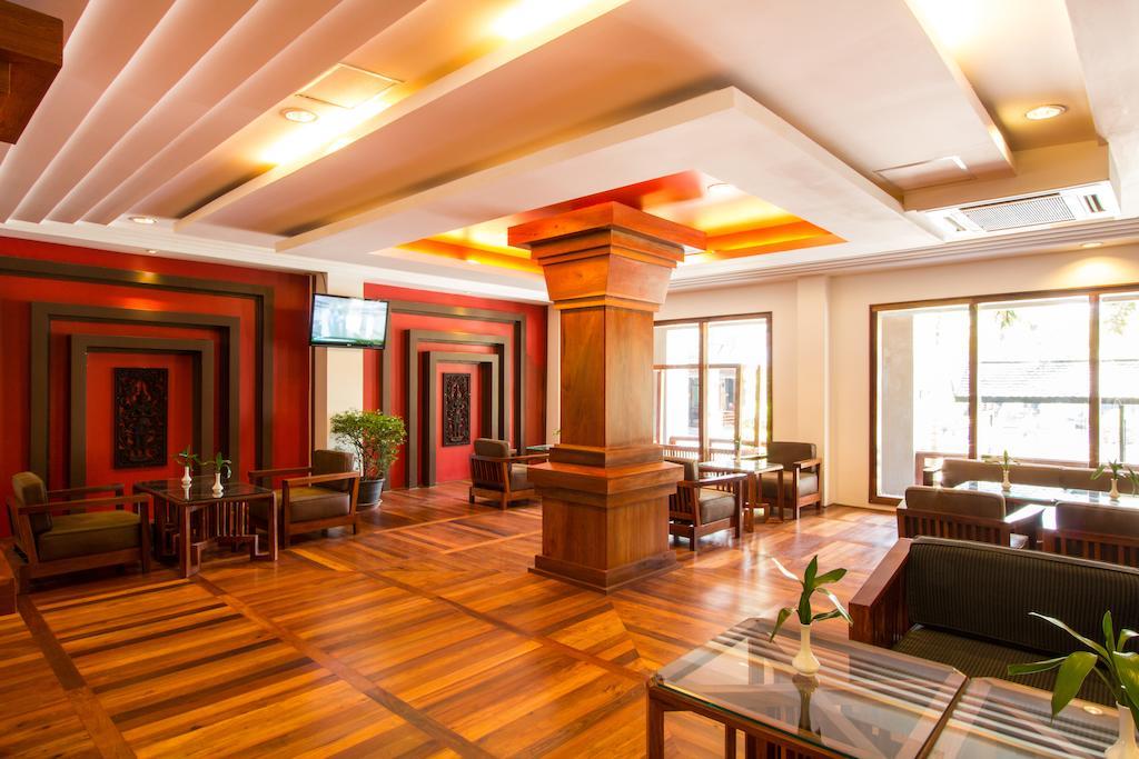 Royal Empire Premium Hotel Siem Reap Dış mekan fotoğraf