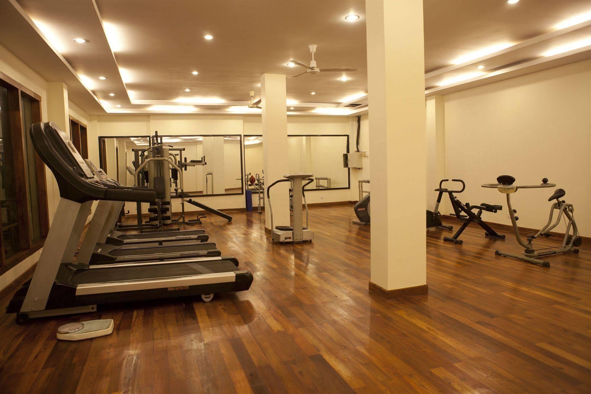 Royal Empire Premium Hotel Siem Reap Konforlar fotoğraf