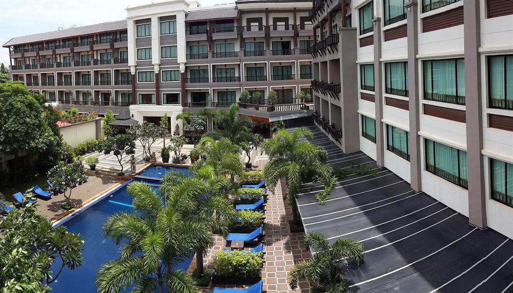 Royal Empire Premium Hotel Siem Reap Dış mekan fotoğraf
